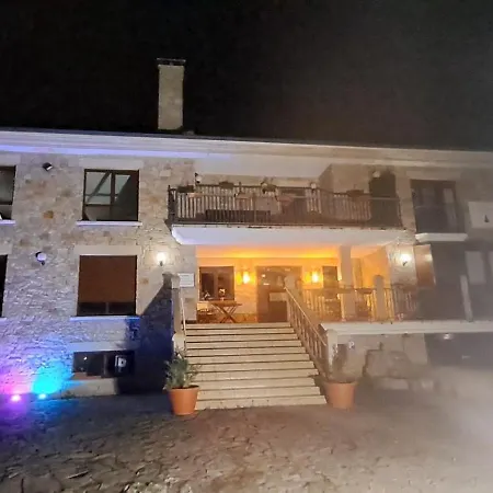 Πανσιόν Casa Buda Conors & Boutique 3*